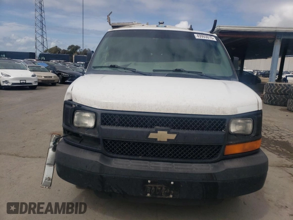 2016 Chevrolet Express Cargo with VIN 1GCWGAFF4G1197041, listed as a Copart auction lot 49993015 with 231,459 mi miles and Clean title. Bid and sale history available at DreamBid. Image 5.
