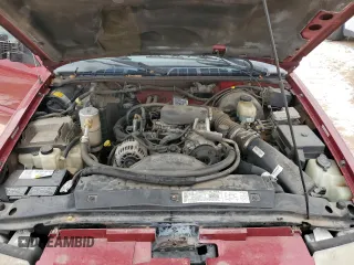 2001 GMC Sonoma SLS with VIN 1GTCS14W618106533, listed as a Copart auction lot 45505595 with 114,830 mi miles and Salvage Title. Bid and sale history available at carsss.com. Image 11.