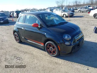 2013 FIAT 500e with VIN 3C3CFFGE9DT663239, listed as a IAAI auction lot 41437853 with 1 mi miles. Bid and sale history available at carsss.com. Image 1.