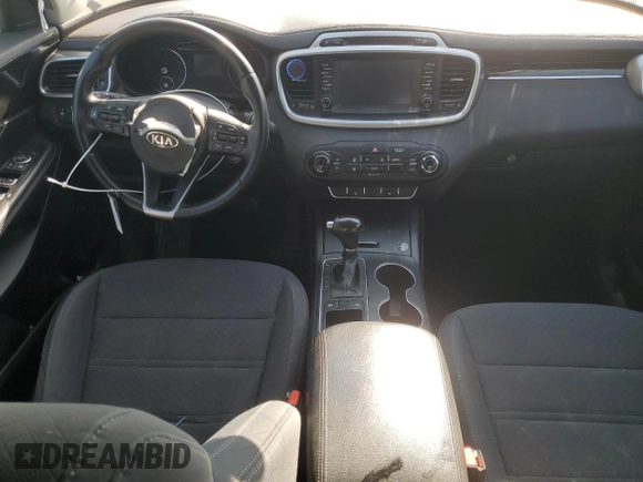 2017 Kia Sorento LX with VIN 5XYPG4A39HG245525, listed as a Copart auction lot 88949925 with 115,504 mi miles and Salvage Title. Bid and sale history available at carsss.com. Image 8.