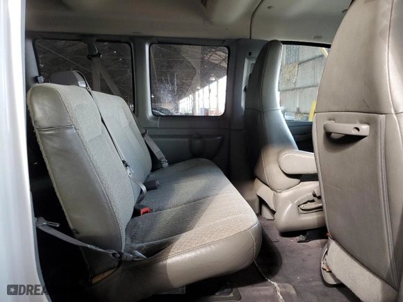 2019 Chevrolet Express Passenger LT with VIN 1GAZGPFGXK1367770, listed as a Copart auction lot 43378515 with 230,974 mi miles and Clean Title. Bid and sale history available at carsss.com. Image 11.