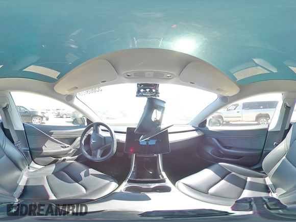 2018 Tesla Model 3 Long Range Battery z VIN 5YJ3E1EB4JF116531, wystawiony jako Copart lot #55609755 z przebiegiem 63 695 mil mil oraz Szkody całkowita. Historia ofert i sprzedaży dostępna na DreamBid. Obrazek 14.