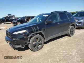 2017 Jeep Cherokee Altitude с VIN 1C4PJLAB4HW617116, выставлен на аукционе Copart как лот 44981425 с пробегом 239 447 миль миль и Списание • Salvage title. История ставок и продаж доступна на DreamBid. Изображение 1.