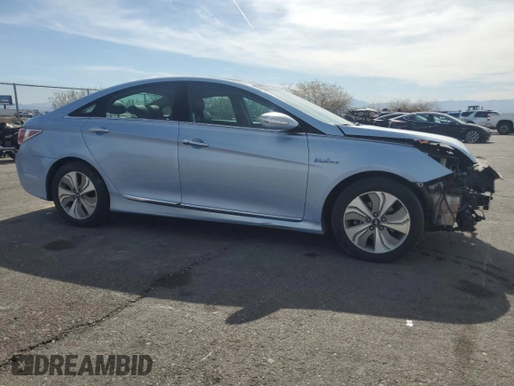 2015 Hyundai Sonata Hybrid Limited with VIN KMHEC4A48FA128958, listed as a Copart auction lot 49995725 with 100,631 mi miles and Salvage Title. Bid and sale history available at carsss.com. Image 4.