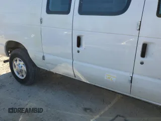 2010 Ford Econoline Cargo Commercial z VIN 1FTNE2EW0ADA39892, wystawiony jako Copart lot #75612664 z przebiegiem 250 805 mil mil oraz Nie do naprawy • Non repairable. Historia ofert i sprzedaży dostępna na DreamBid. Obrazek 12.