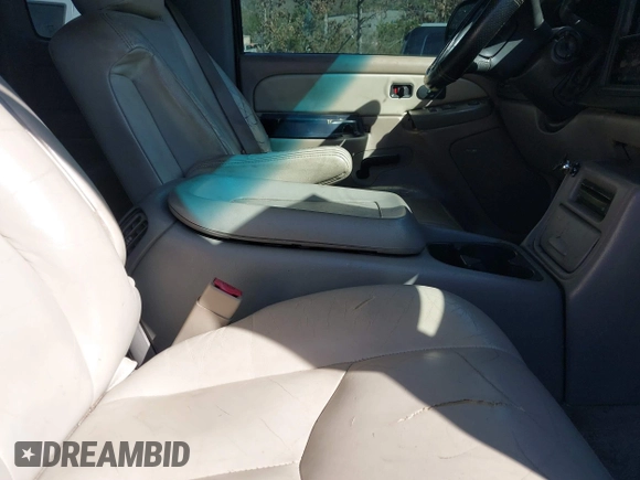 2000 Chevrolet Silverado 1500 LT with VIN 1GCEK19T1YE109925, listed as a IAAI auction lot 41689691 with 278,216 mi miles and . Bid and sale history available at DreamBid. Image 5.