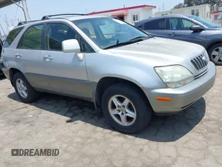 2001 Lexus RX 300 z VIN JTJGF10U310116507, wystawiony jako IAAI lot #42440640 z przebiegiem 216 693 mil mil oraz . Historia ofert i sprzedaży dostępna na DreamBid. Obrazek 1.