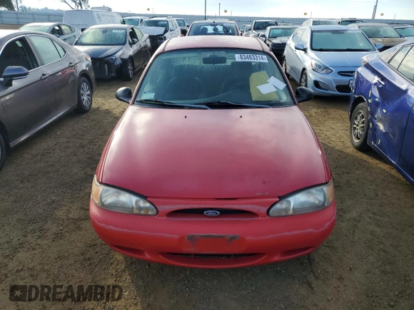 1998 Ford Escort SE z VIN 1FAFP13P9WW215988, wystawiony jako Copart lot #83483314 z przebiegiem 104 796 mil mil oraz Szkody całkowita. Historia ofert i sprzedaży dostępna na DreamBid. Obrazek 5.