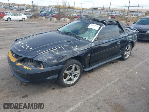 1994 Ford Mustang z VIN 1FALP45TXRF166075, wystawiony jako IAAI lot #42072112 z przebiegiem 101 500 mil mil oraz . Historia ofert i sprzedaży dostępna na DreamBid. Obrazek 2.