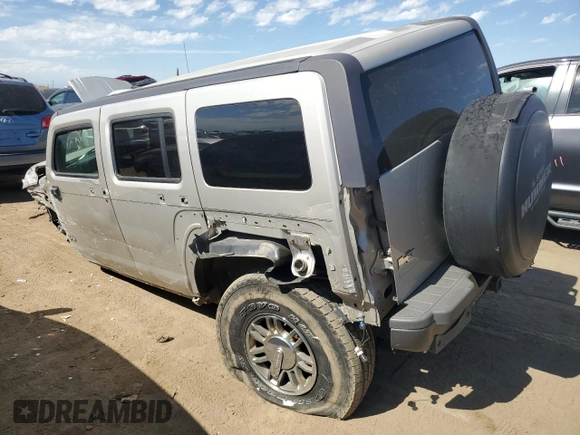 2007 Hummer H3 SUV with VIN 5GTDN13E678131924, listed as a Copart auction lot 72397274 with Not Provided miles and Salvage Title. Bid and sale history available at carsss.com. Image 2.