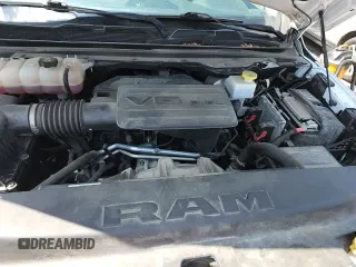 2020 Ram 1500 Big Horn z VIN 1C6RRFFG6LN263290, wystawiony jako Copart lot #69004735 z przebiegiem 83 316 mil mil oraz Szkoda całkowita • Salvage title. Historia ofert i sprzedaży dostępna na DreamBid. Obrazek 13.