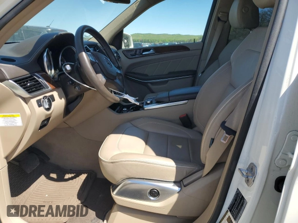 2013 Mercedes-Benz GL 450 z VIN 4JGDF7CE6DA113365, wystawiony jako Copart lot #57681335 z przebiegiem 72 288 mil mil oraz Czysty tytuł • Clean title. Historia ofert i sprzedaży dostępna na DreamBid. Obrazek 7.