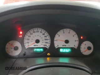 2007 Dodge Grand Caravan SE z VIN 1D4GP24R97B187092, wystawiony jako Copart lot #55498385 z przebiegiem 248 645 mil mil oraz Szkoda całkowita • Salvage title. Historia ofert i sprzedaży dostępna na DreamBid. Obrazek 9.