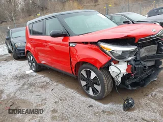 2018 Kia Soul + with VIN KNDJP3A53J7539782, listed as a IAAI auction lot 41743823 with 68,640 mi miles. Bid and sale history available at carsss.com. Image 1.
