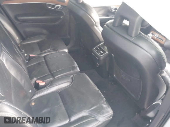 2018 Volvo XC90 Inscription with VIN YV4A22PL0J1194290, listed as a IAAI auction lot 41650320 with Not Provided miles. Bid and sale history available at carsss.com. Image 8.