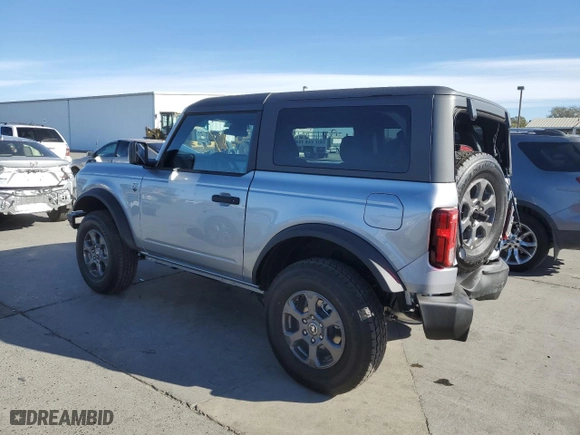 2024 Ford Bronco Big Bend with VIN 1FMDE7AH2RLB04884, listed as a Copart auction lot 79093014 with 432 mi miles and Salvage Title. Bid and sale history available at carsss.com. Image 2.