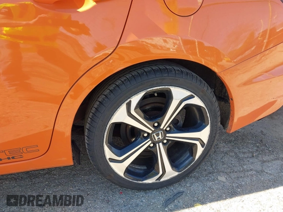 2015 Honda Civic Sedan Si with VIN 2HGFB6E53FH701374, listed as a IAAI auction lot 42051001 with 121,037 mi miles. Bid and sale history available at carsss.com. Image 19.