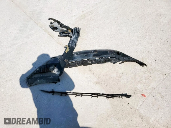 2020 Toyota C-HR LE z VIN JTNKHMBX9L1077558, wystawiony jako Copart lot #53603615 z przebiegiem 61 254 mil mil oraz Szkoda całkowita • Salvage title. Historia ofert i sprzedaży dostępna na DreamBid. Obrazek 12.