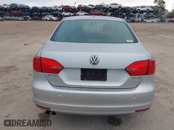 2013 Volkswagen Jetta SE with VIN 3VWDX7AJ0DM384908, listed as a IAAI auction lot 41466642 with 92,131 mi miles and . Bid and sale history available at DreamBid. Image 16.