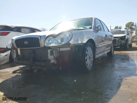 2004 Hyundai Sonata GLS with VIN KMHWF35H34A927160, listed as a IAAI auction lot 41501272 with 97,181 mi miles. Bid and sale history available at carsss.com. Image 22.