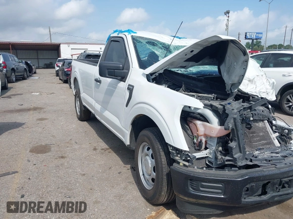2024 Ford F-150 XL z VIN 1FTMF1KP0RKD49211, wystawiony jako IAAI lot #42163697 z przebiegiem Nie podano mil oraz . Historia ofert i sprzedaży dostępna na DreamBid. Obrazek 1.