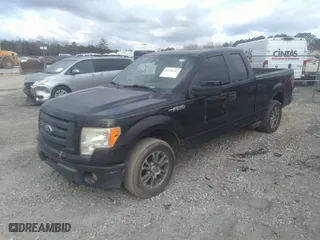 2010 Ford F-150 XL with VIN 1FTEX1CW6AFA70690, listed as a IAAI auction lot 41716142 with 462,734 mi miles. Bid and sale history available at carsss.com. Image 17.