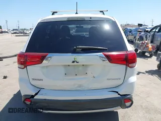 2016 Mitsubishi Outlander ES z VIN JA4AD2A30GZ051821, wystawiony jako IAAI lot #42283059 z przebiegiem 147 745 mil mil oraz . Historia ofert i sprzedaży dostępna na DreamBid. Obrazek 16.