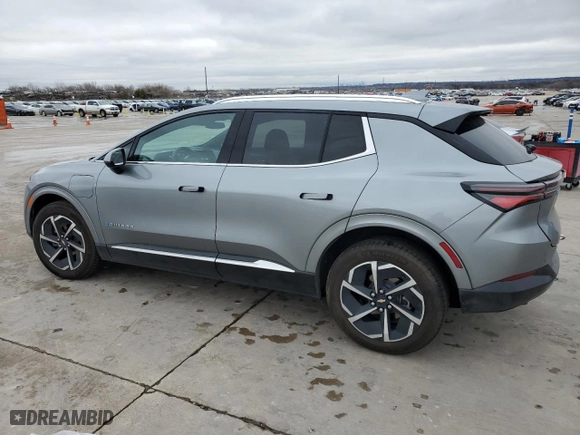 2024 Chevrolet Equinox EV LT with VIN 3GN7DLRP0RS282576, listed as a Copart auction lot 44641965 with 5,928 mi miles and Salvage Title. Bid and sale history available at carsss.com. Image 2.