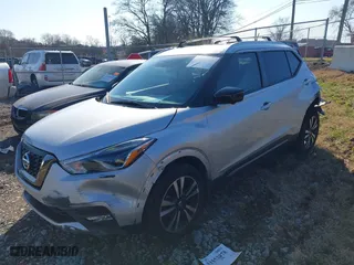 2019 Nissan Kicks S with VIN 3N1CP5CU7KL561275, listed as a IAAI auction lot 41166267 with 75,046 mi miles. Bid and sale history available at carsss.com. Image 17.