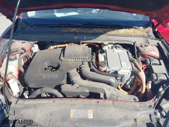 2018 Ford Fusion Energi Titanium with VIN 3FA6P0SU3JR106441, listed as a IAAI auction lot 41699936 with NaN miles. Bid and sale history available at carsss.com. Image 10.