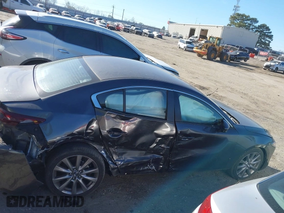 2019 Mazda 3 Select with VIN JM1BPACL1K1107958, listed as a IAAI auction lot 41173593 with Not Provided miles and . Bid and sale history available at carsss.com. Image 14.