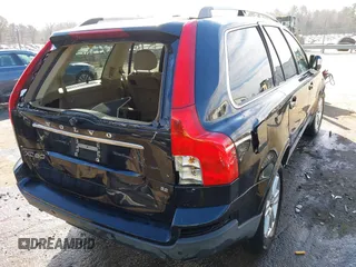 2010 Volvo XC90 I6 with VIN YV4982CY8A1559981, listed as a IAAI auction lot 41671935 with 221,119 mi miles. Bid and sale history available at carsss.com. Image 6.