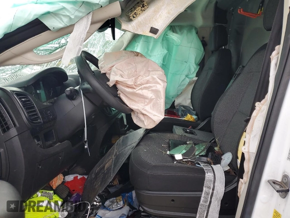 2022 Ram ProMaster Cargo with VIN 3C6LRVNG2NE132740, listed as a Copart auction lot 43254665 with 32,542 mi miles and Clean Title. Bid and sale history available at DreamBid. Image 7.