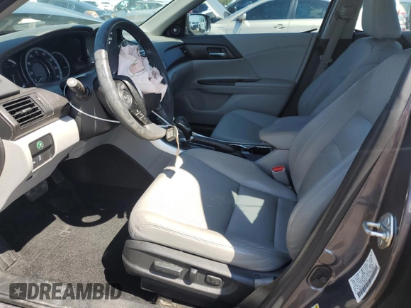 2014 Honda Accord Sedan EX-L with VIN 1HGCR2F84EA260965, listed as a Copart auction lot 50550275 with 39,573 mi miles and Salvage Title. Bid and sale history available at carsss.com. Image 7.