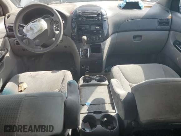 2005 Toyota Sienna CE z VIN 5TDZA23C85S314909, wystawiony jako Copart lot #50587195 z przebiegiem 376 856 mil mil oraz Szkoda całkowita • Salvage title. Historia ofert i sprzedaży dostępna na DreamBid. Obrazek 8.