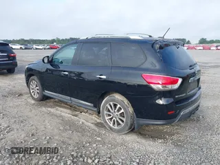 2013 Nissan Pathfinder SL z VIN 5N1AR2MM6DC615946, wystawiony jako IAAI lot #42325491 z przebiegiem 147 544 mil mil oraz . Historia ofert i sprzedaży dostępna na DreamBid. Obrazek 3.
