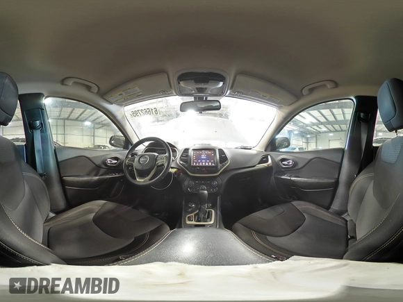 2015 Jeep Cherokee Latitude с VIN 1C4PJMCB1FW649506, выставлен на аукционе Copart как лот 61662795 с пробегом 138 121 миль миль и Списание • Salvage title. История ставок и продаж доступна на DreamBid. Изображение 15.