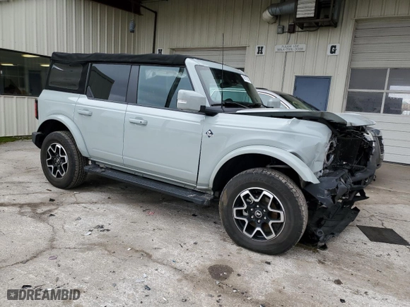 2022 Ford Bronco with VIN 1FMEE5BP2NLB48280, listed as a Copart auction lot 43517585 with 22,688 mi miles and Salvage Title. Bid and sale history available at carsss.com. Image 4.