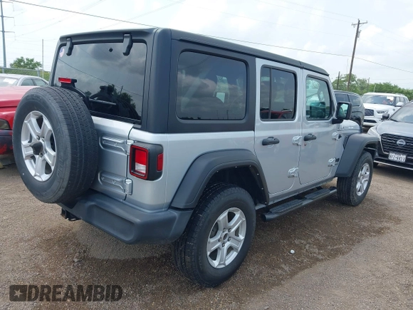 2022 Jeep Wrangler Unlimited Willys Sport with VIN 1C4HJXDM4NW175782, listed as a IAAI auction lot 42073544 with 129,299 mi miles and . Bid and sale history available at DreamBid. Image 4.
