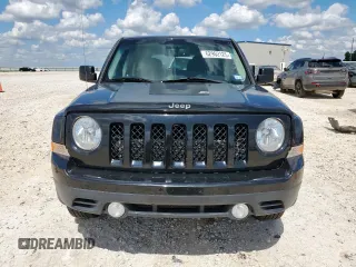 2016 Jeep Patriot Sport with VIN 1C4NJPBAXGD634551, listed as a Copart auction lot 62962125 with 159,222 mi miles and Clean title. Bid and sale history available at DreamBid. Image 5.