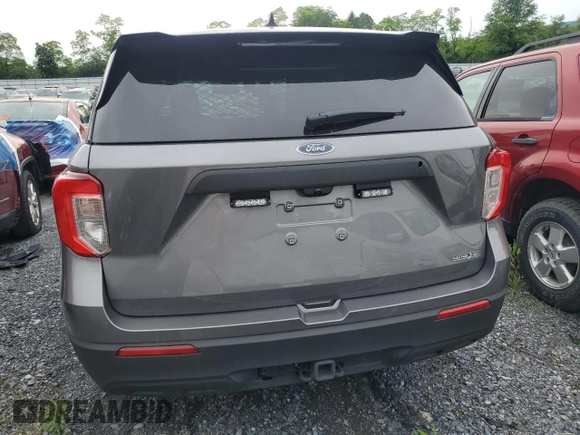 2023 Ford Police Interceptor Utility z VIN 1FM5K8AB9PGA17813, wystawiony jako Copart lot #58211995 z przebiegiem 2 753 mil mil oraz Szkoda całkowita • Salvage title. Historia ofert i sprzedaży dostępna na DreamBid. Obrazek 6.