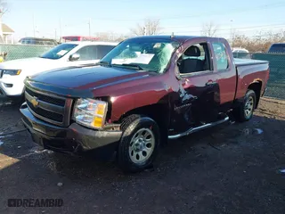 2008 Chevrolet Silverado 1500 Work Truck with VIN 1GCEC19X28Z217379, listed as a IAAI auction lot 41752690 with 325,103 mi miles. Bid and sale history available at carsss.com. Image 20.