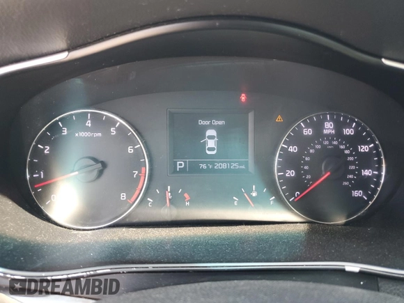 2015 Kia Cadenza Premium with VIN KNALN4D73F5184758, listed as a Copart auction lot 53404415 with 208,125 mi miles and Clean Title. Bid and sale history available at carsss.com. Image 9.