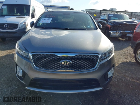 2016 Kia Sorento SX with VIN 5XYPKDA51GG031823, listed as a IAAI auction lot 42142495 with 87,132 mi miles. Bid and sale history available at carsss.com. Image 12.
