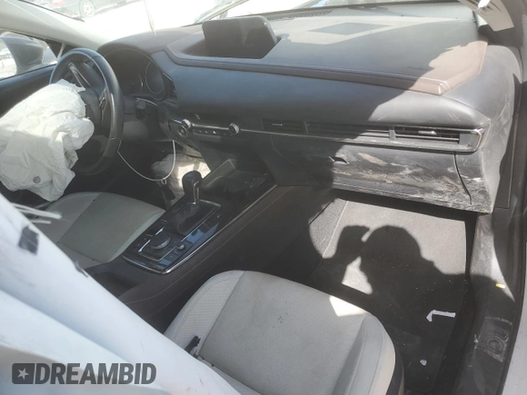 2021 Mazda CX-30 Premium z VIN 3MVDMBDYXMM308490, wystawiony jako Copart lot #49527905 z przebiegiem Nie podano mil oraz Szkoda całkowita • Salvage title. Historia ofert i sprzedaży dostępna na DreamBid. Obrazek 8.
