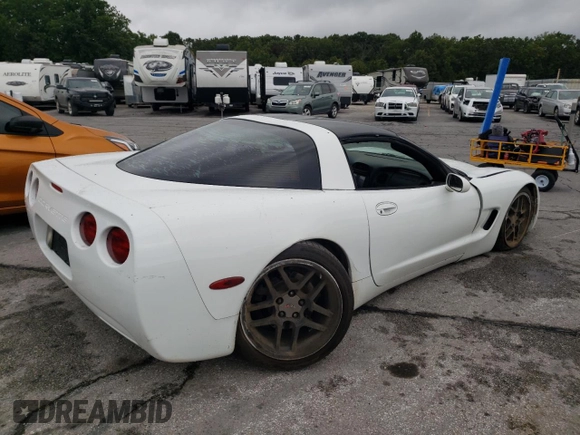 1997 Chevrolet Corvette with VIN 1G1YY22G8V5103946, listed as a Copart auction lot 71302254 with 0 mi miles and Salvage Title. Bid and sale history available at carsss.com. Image 3.