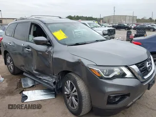 2018 Nissan Pathfinder SV with VIN 5N1DR2MN0JC657885, listed as a IAAI auction lot 41319419 with 56,730 mi miles. Bid and sale history available at carsss.com. Image 1.