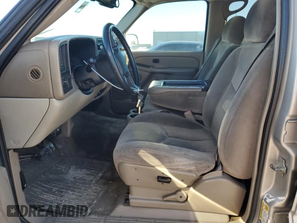 2006 Chevrolet Suburban LS with VIN 1GNEC16ZX6J138146, listed as a Copart auction lot 88473235 with 198,342 mi miles and Salvage Title. Bid and sale history available at carsss.com. Image 7.