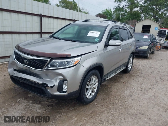 2014 Kia Sorento LX with VIN 5XYKT4A7XEG532862, listed as a IAAI auction lot 41896329 with 97,861 mi miles and . Bid and sale history available at carsss.com. Image 17.