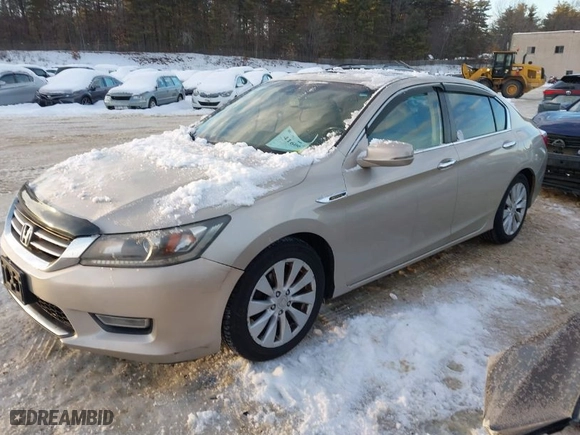 2013 Honda Accord Sdn EX-L with VIN 1HGCR2F82DA076820, listed as a IAAI auction lot 41606725 with 136,247 mi miles. Bid and sale history available at carsss.com. Image 2.